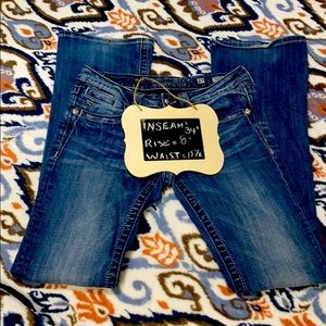 Miss Me pants. Womens size 27, Boot cut.